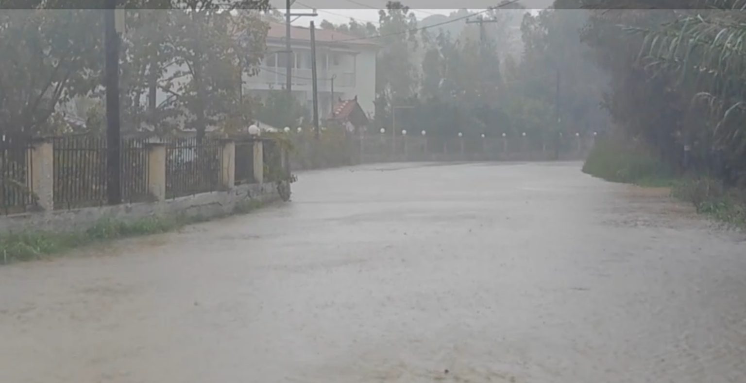skiathos-plimmires.jpg