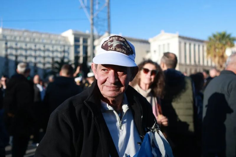 stratiotikoi_athina4.jpg