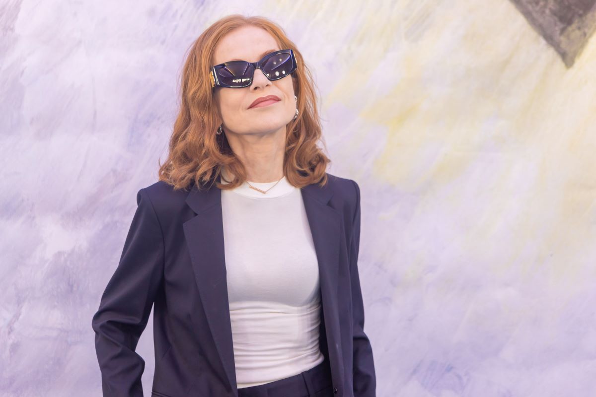 synentefksi_typou_huppert_2.jpg