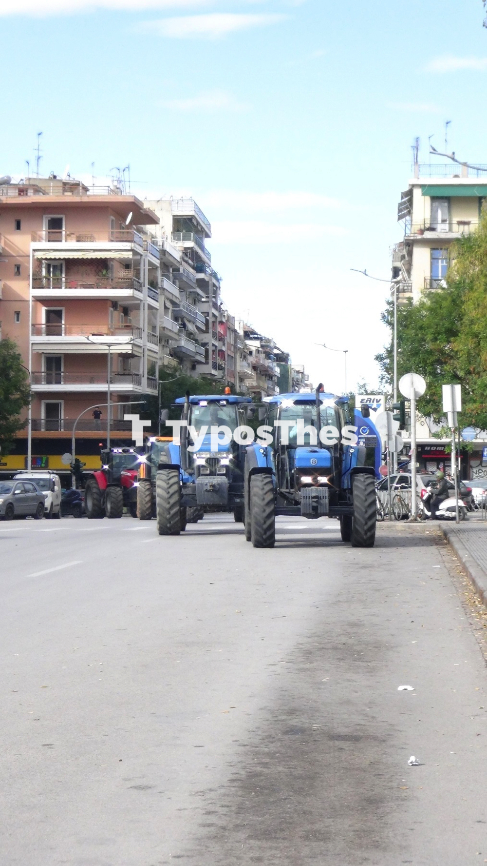 trakter_agrotes_thessaloniki_9.jpg