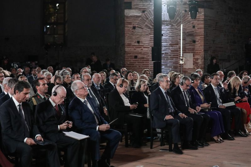 vraveio_autokrateira_theofanw4.jpg
