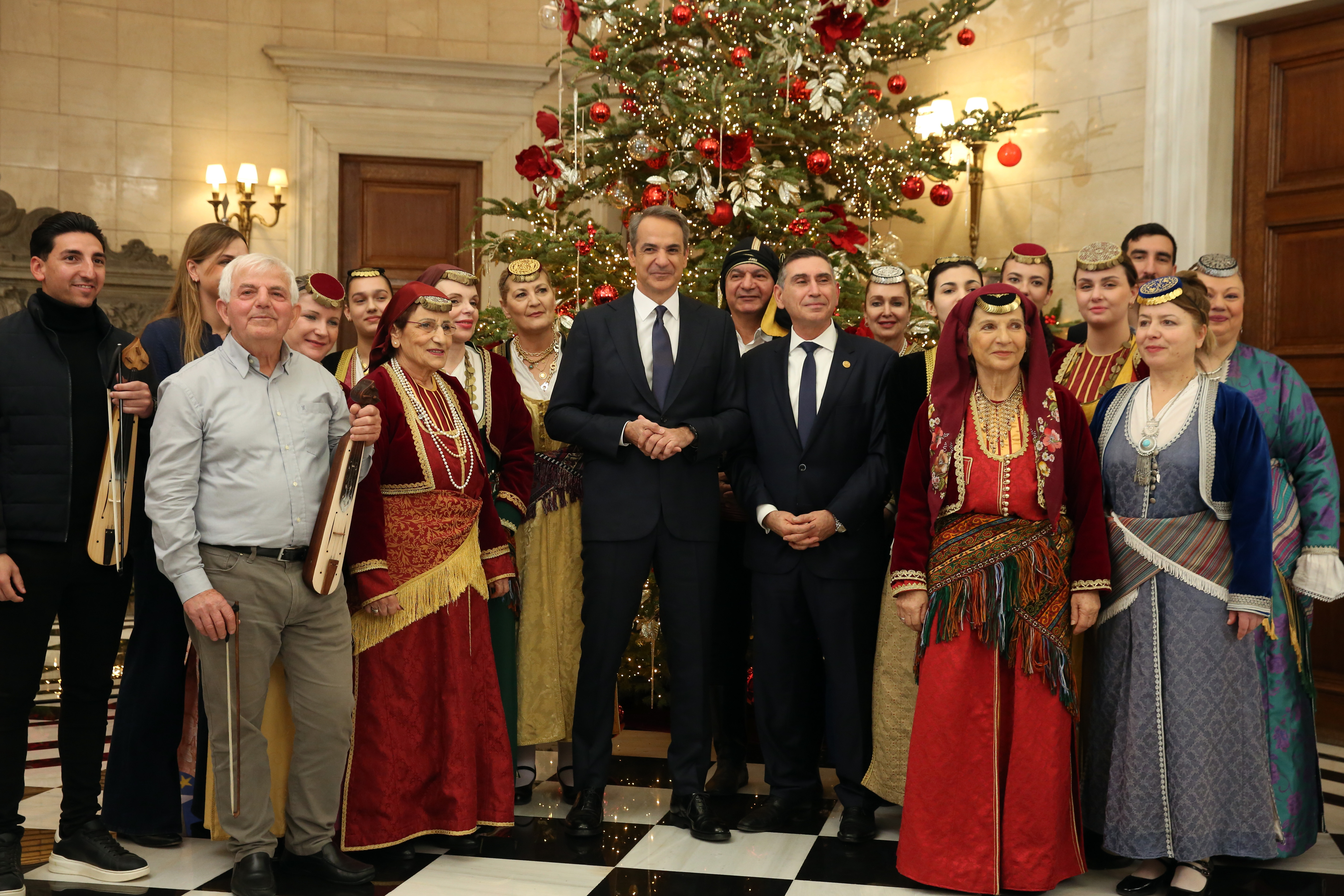 kalanta_mitsotakis_6.jpg