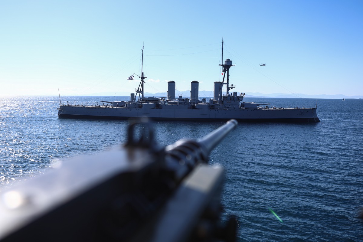 fregata-kimwn_10.jpg