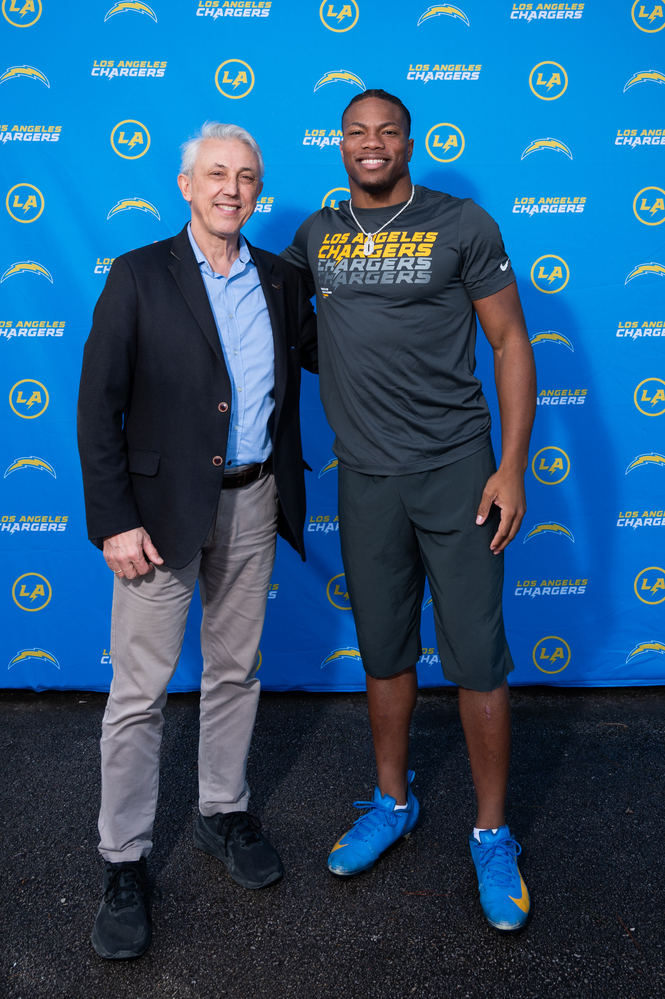 4_los_angeles_chargers_panos_vlachos-daiyan_henley.jpg