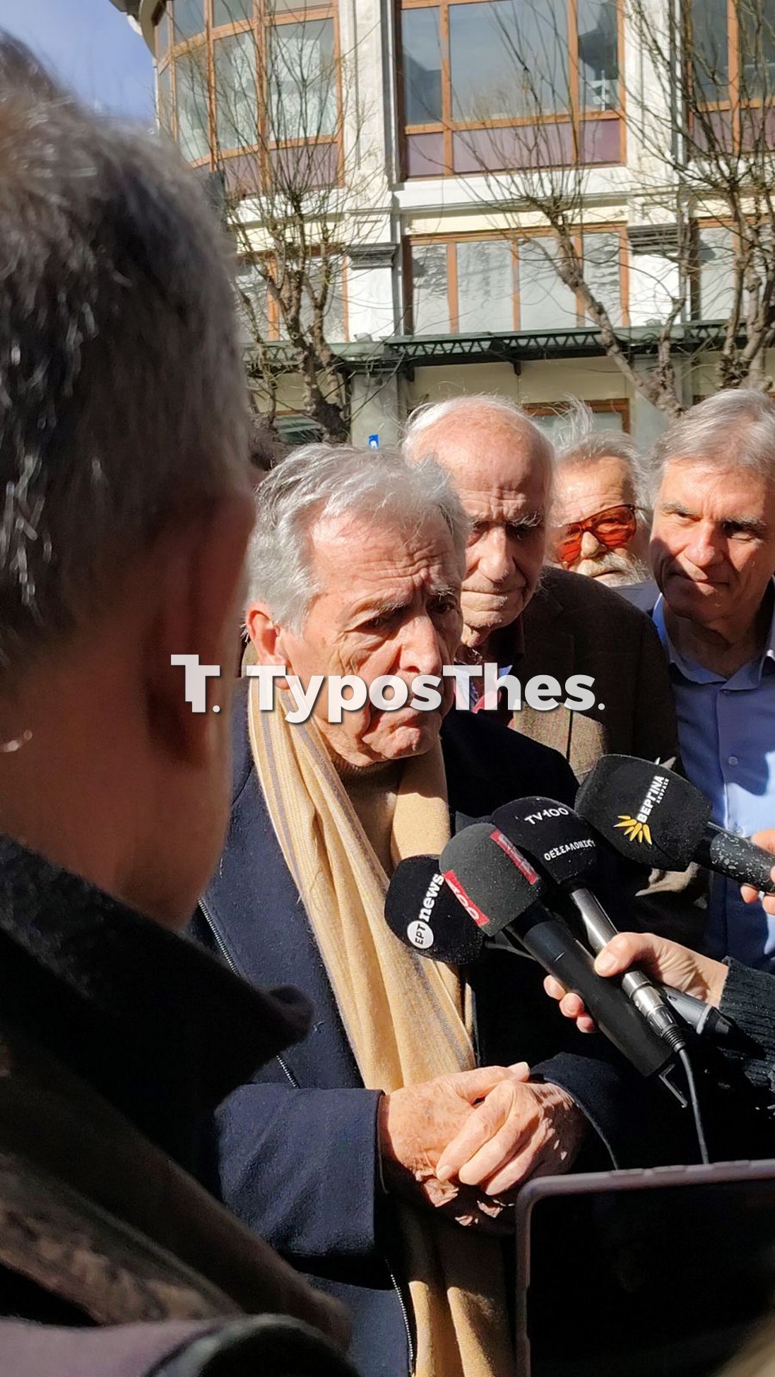 gavras3.jpg