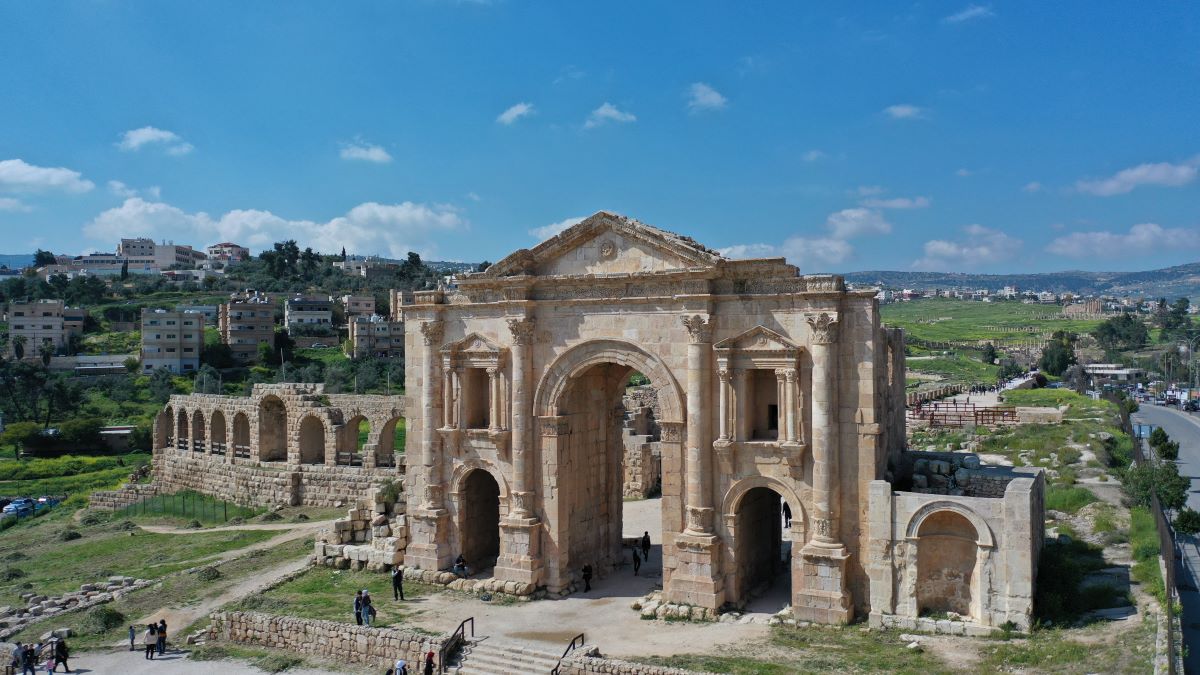 jordanarch_of_hadrian_3_for_poster.jpg
