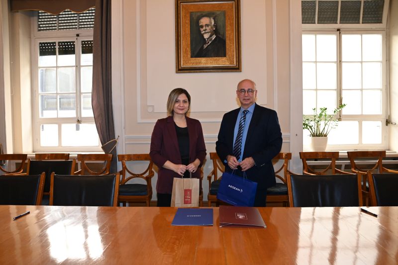 l-r_mrs_pepi_stamati_chief_people_and_corporate_affairs_officer_aegean_professor_vassilis_vasdekis_athens_university_of_economics_and_business_2.jpg