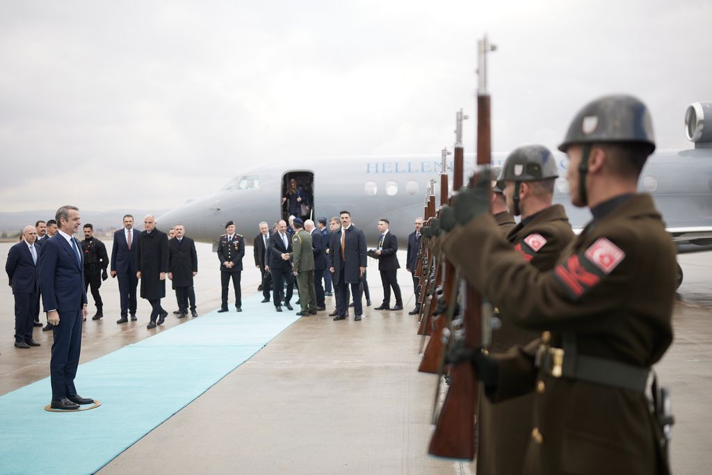 mitsotakis-agkyra-tourkia.jpeg