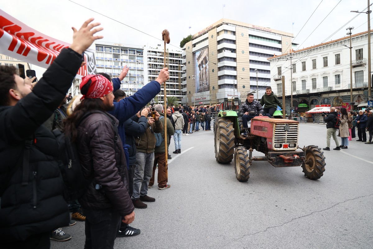 trakter-athina_4.jpg