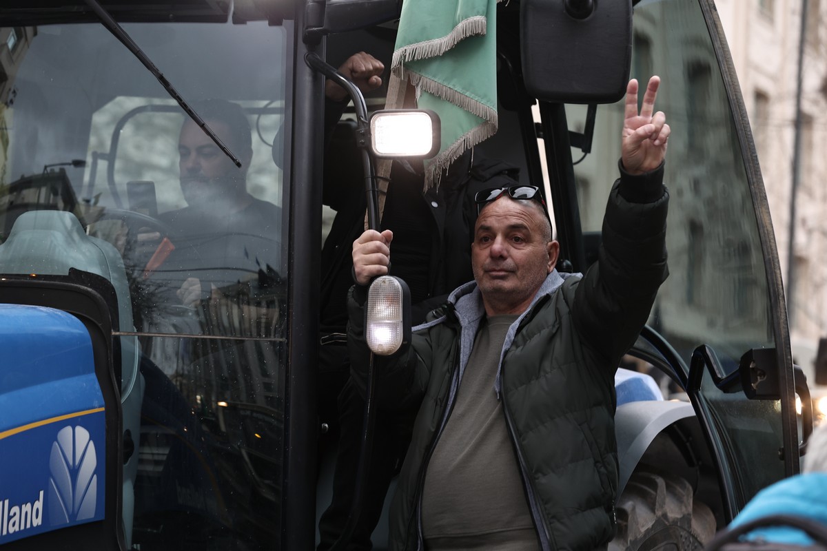 trakter-athina_7.jpg