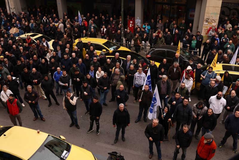 apergia_taxi_athina5.jpg