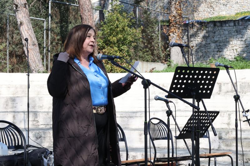 arapoglou_aretsou.jpg