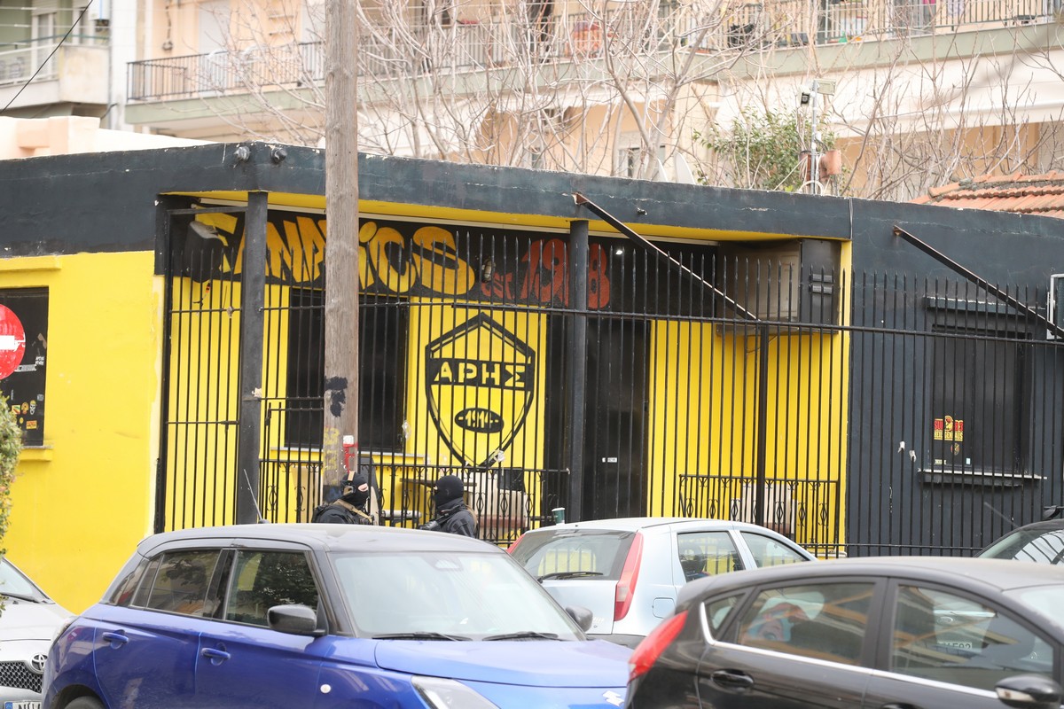 aris-super3-astynomia.jpg