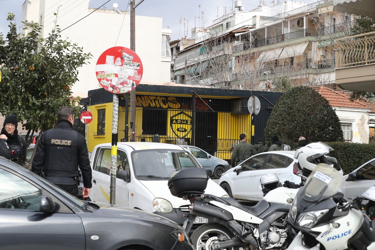 aris-super3-astynomia_5.jpg