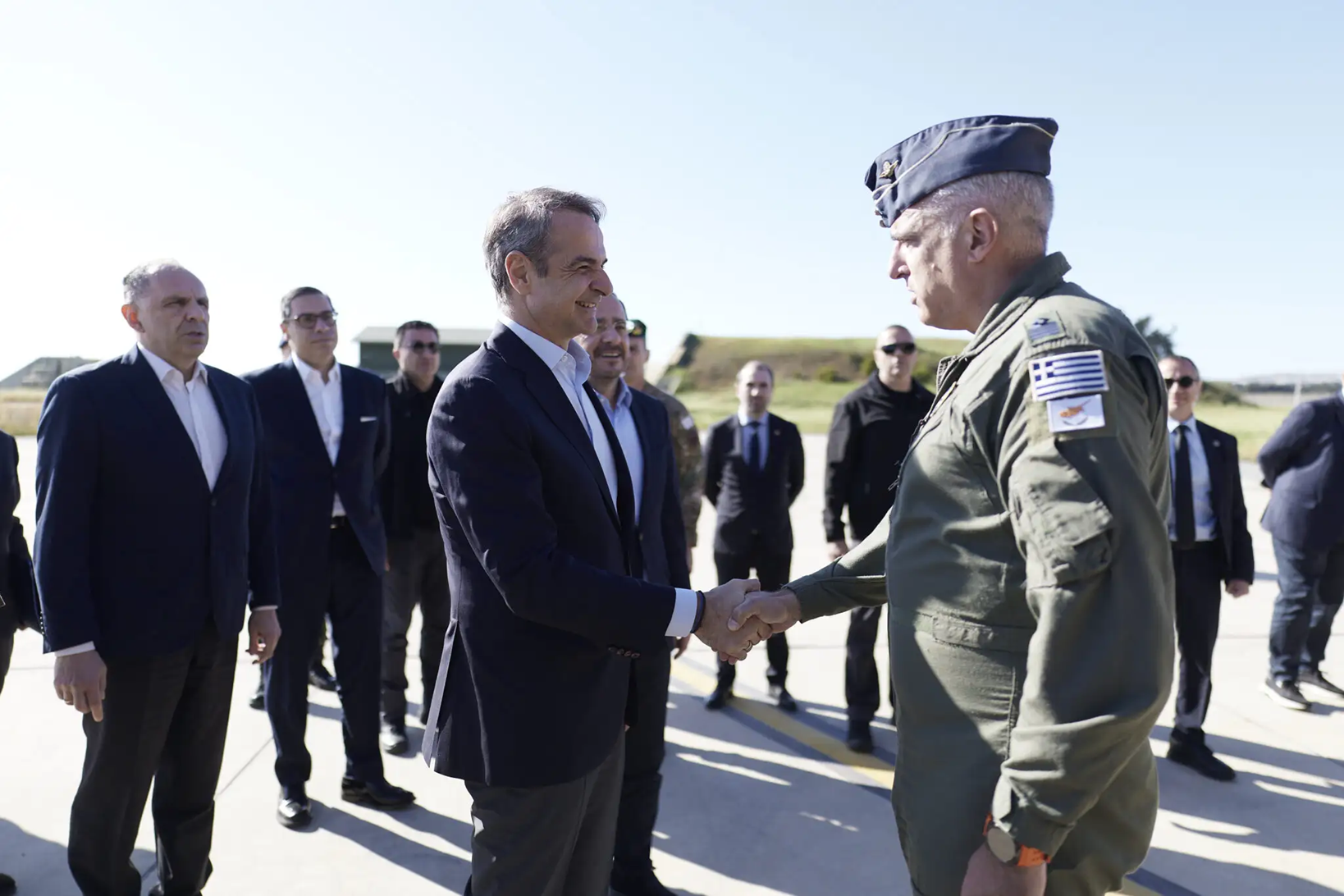 mitsotakis-pilotoi2.png