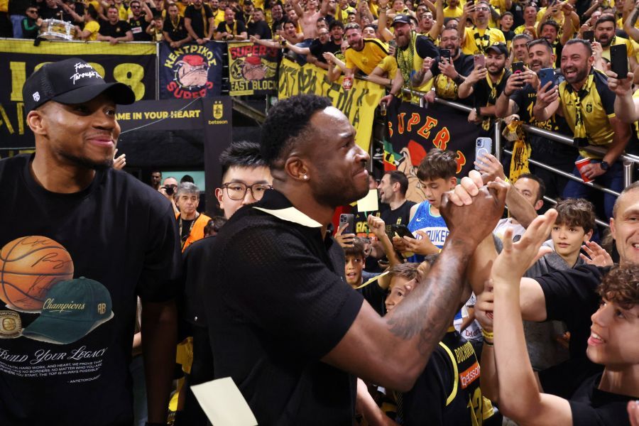 aris-antetokn.jpg