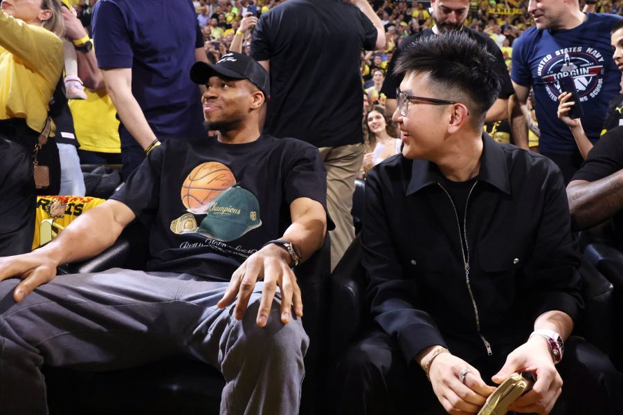 aris-paniwnios-antetokounmpo-siao.jpg