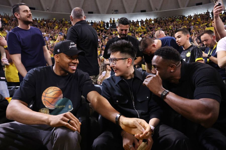 aris-paniwnios-antetokounmpo-siao2.jpg