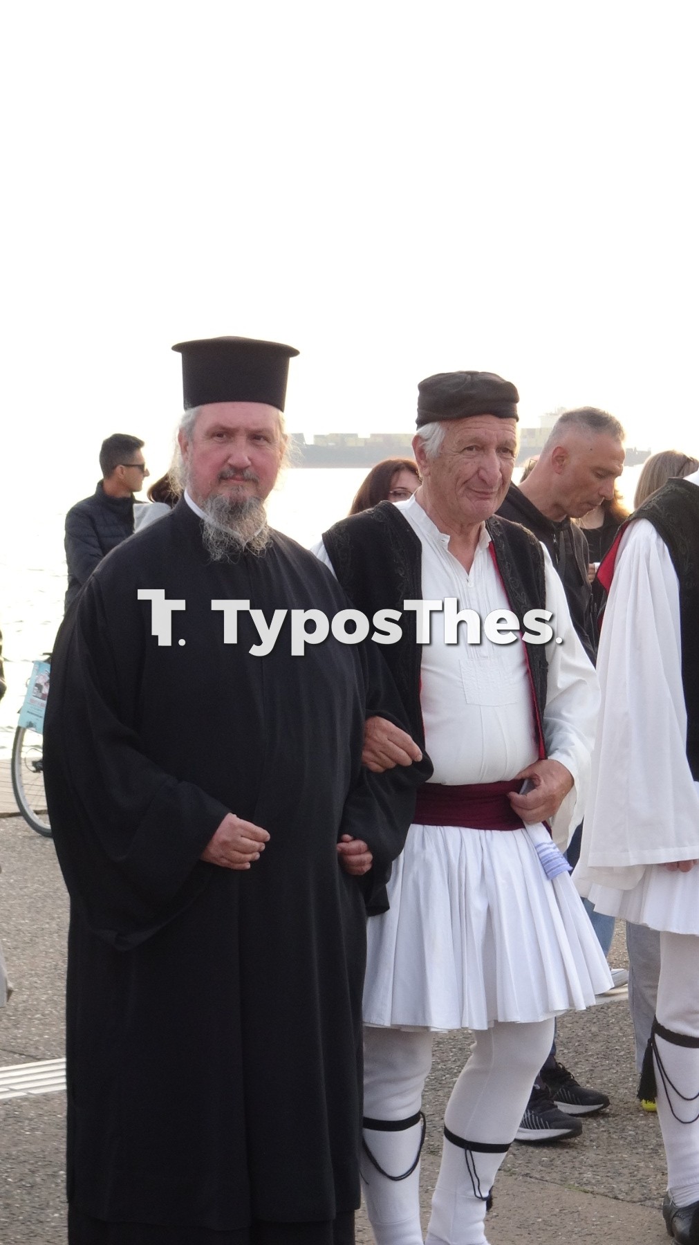 paradosiakoi-xoroi.jpg