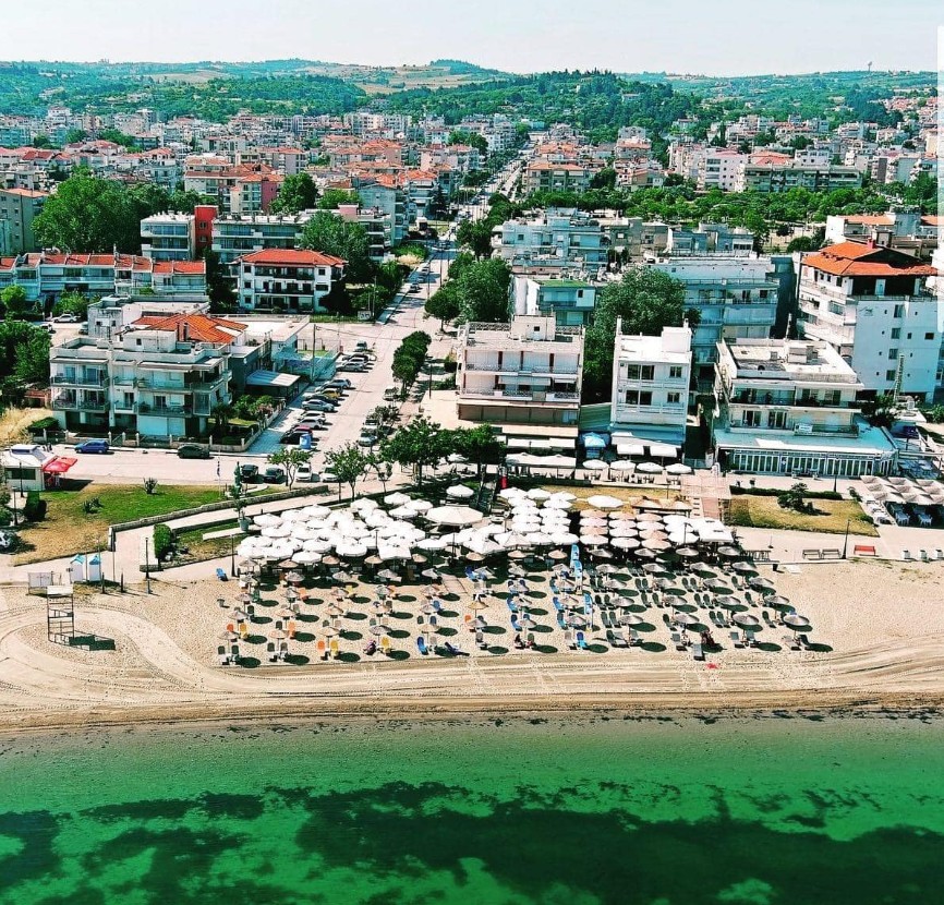 peraia_paralia.jpg