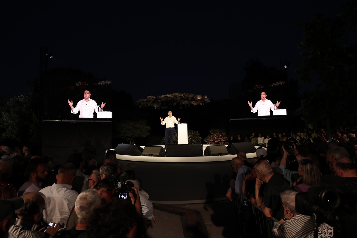tsipras-neokomma_2.jpg