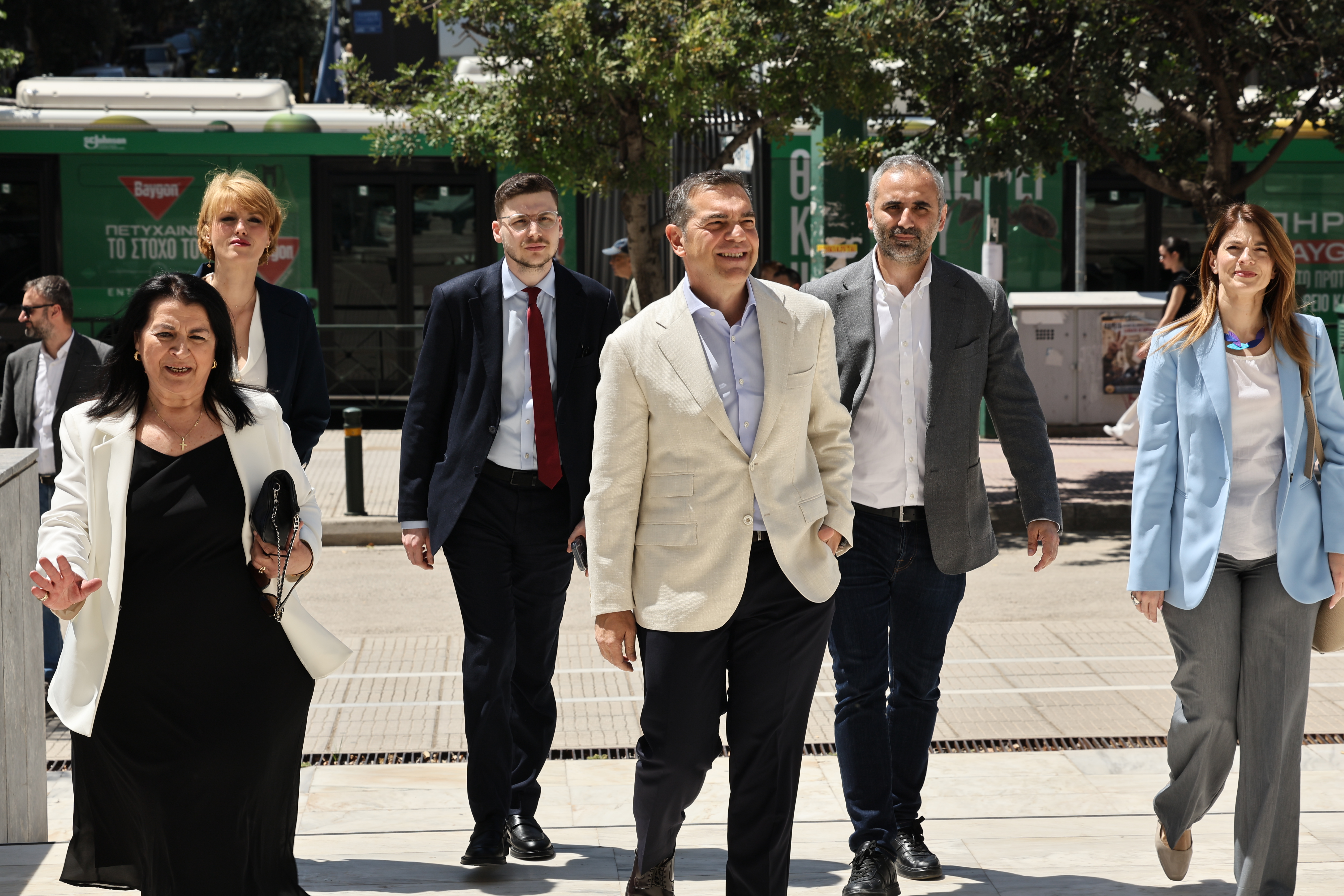 tsipras_areioa_pagos_1.jpg