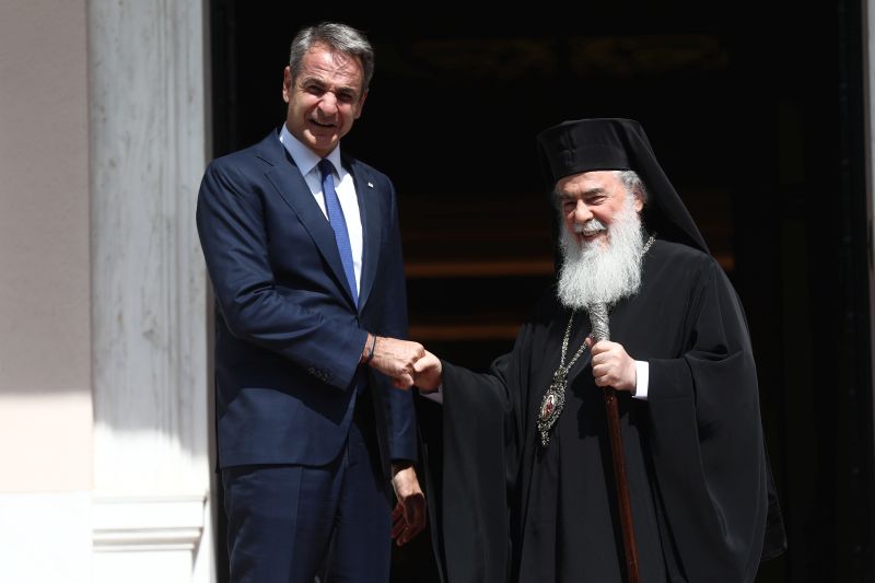 mitsotakis_-_patriarxis_ierosolimwn.jpg