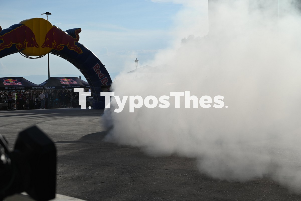 red-bull-driftshow-thessaloniki_12.jpg