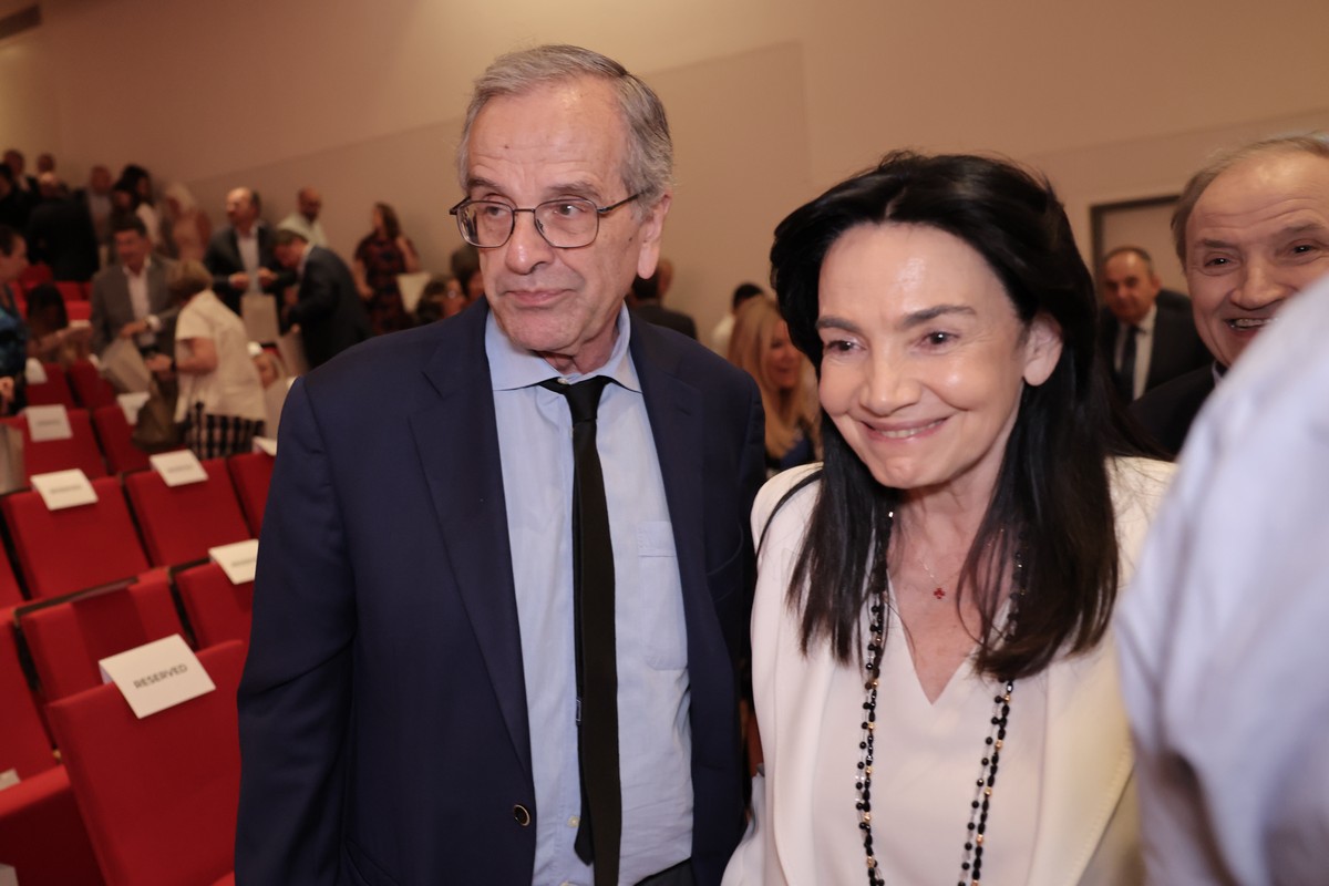 samaras1.jpg
