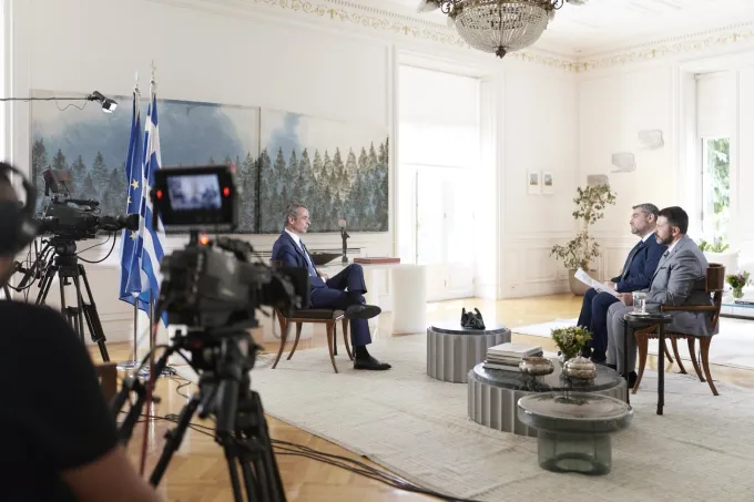 Mitsotakis OPEN