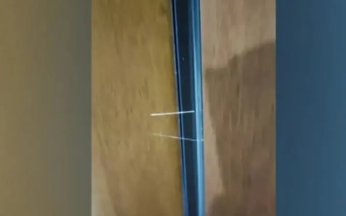 Πόρτα με σιλικόνη
