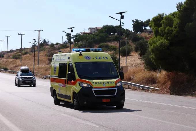Διακομιδή των πληρωμάτων από την σύγκρουση των ελικοπτέρων