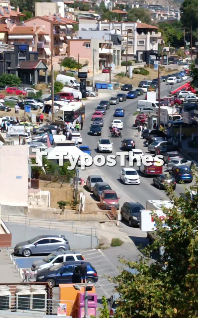 Τροχαίο με δύο λεωφορεία στη Θεσσαλονίκη