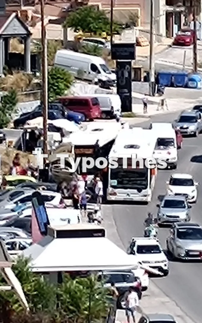 Τροχαίο με δύο λεωφορεία στη Θεσσαλονίκη