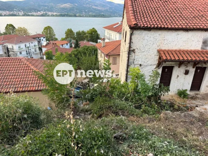 Καστοριά ΙΧ αυλή σπιτιού