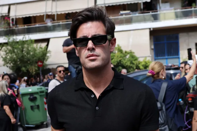 Κηδεία Μαζωνάκη