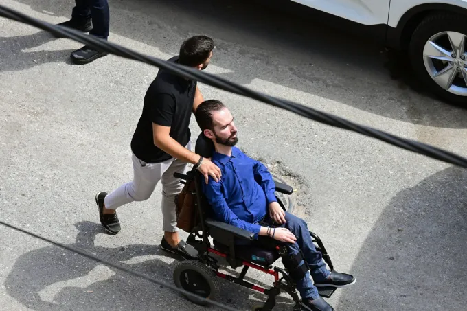 Κηδεία Μαζωνάκη