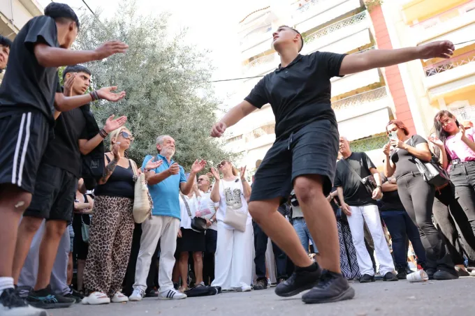 Κηδεία Μαζωνάκη