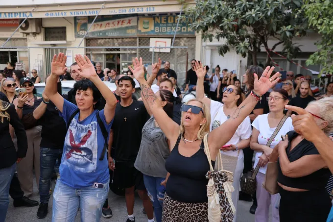 Κηδεία Μαζωνάκη