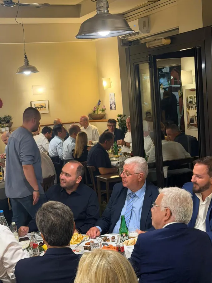 Τραπέζι Πιερρακάκη σε βουλευτές στη Θεσσαλονίκη