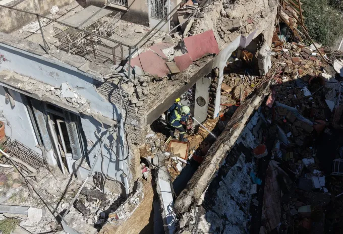 Έκρηξη σε κτίριο στην Πλάκα