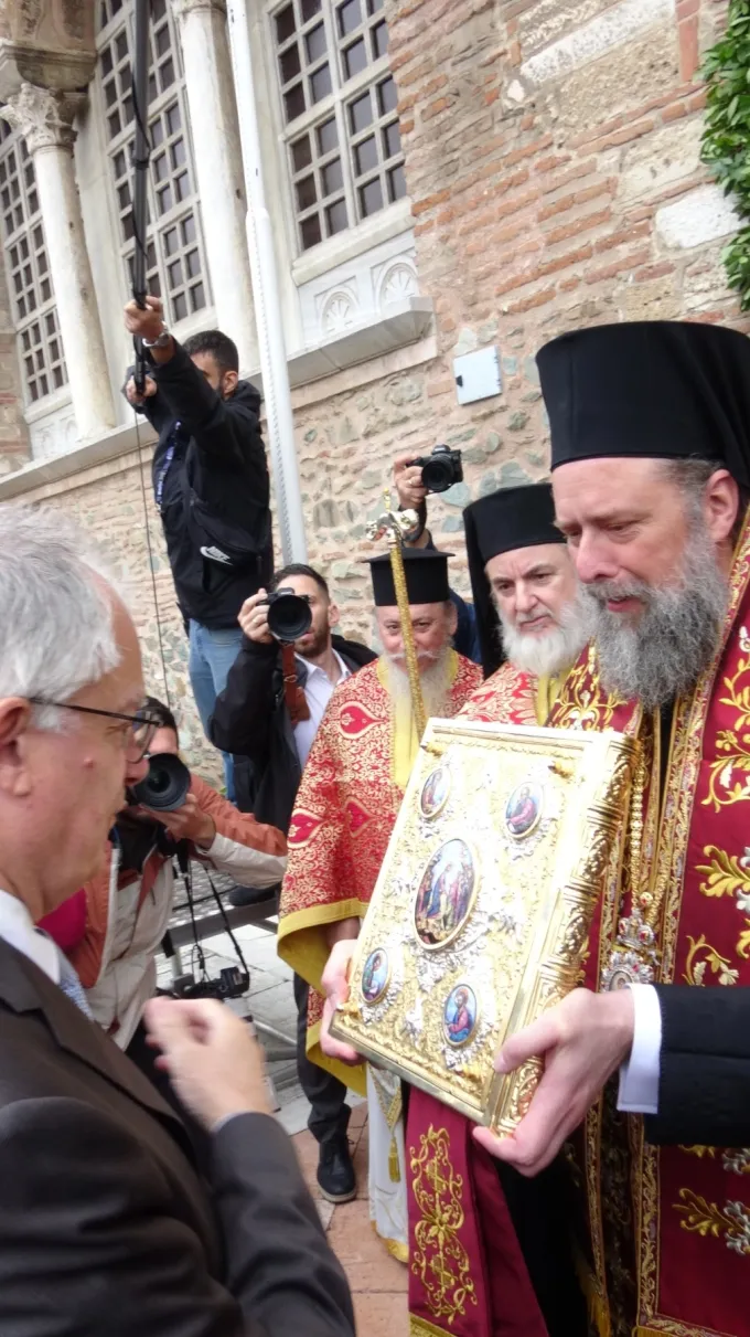 proedros dimokratias agios dimitrios