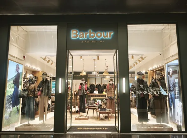 κατάστημα Barbour στο Cosmos