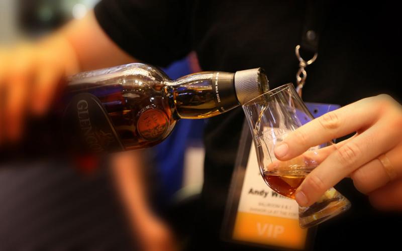 whisky_live