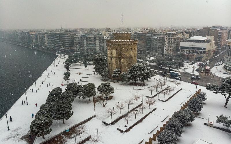Πυκνά χιόνια για 2 μέρες και μέχρι -8 στη Θεσσαλονίκη: Θα το στρώσει μέσα  στην πόλη | Typosthes