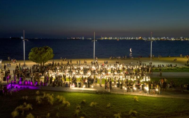 nea-paralia-nyxta