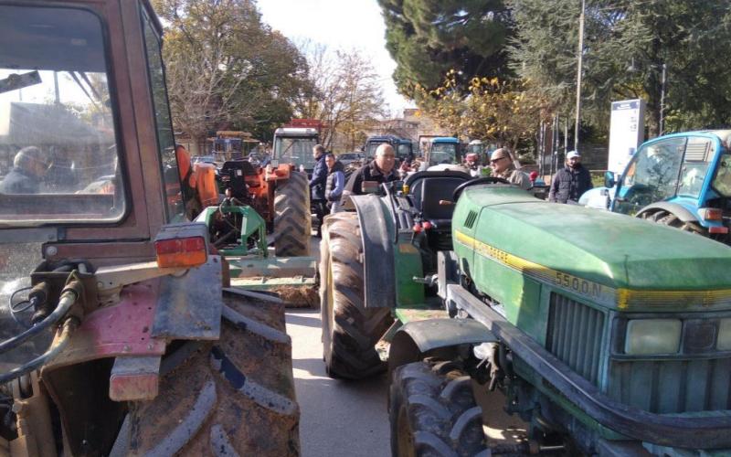 Αρχίζουν κινητοποιήσεις οι αγρότες της χώρας – Πού στήνεται «μπλόκο»