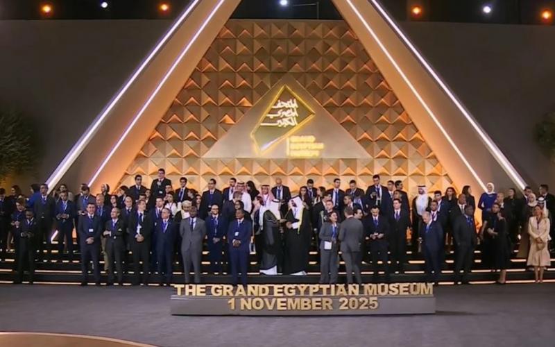 Άρχισε η τελετή εγκαινίων για το Μεγάλο Αιγυπτιακό Μουσείο – Δείτε LIVE | Typosthes