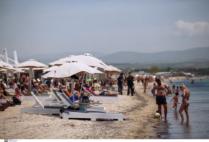 epanomi-beach-bar-paralia