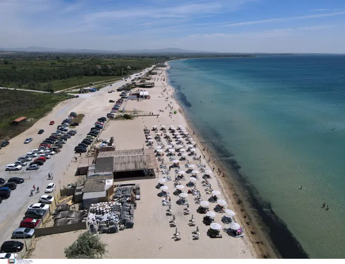 epanomi-beach-bar-paralia